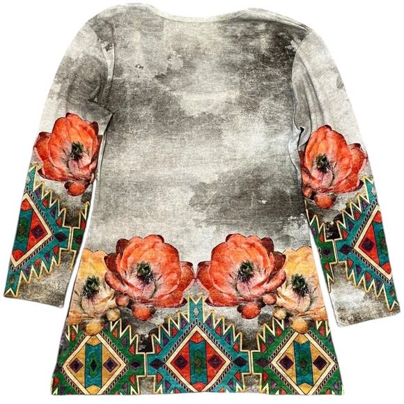 Amma Native Indian Western Tribal Graphic Top - Picture 2 of 3